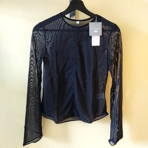 Uniqlo sheer crew neck NWT size S